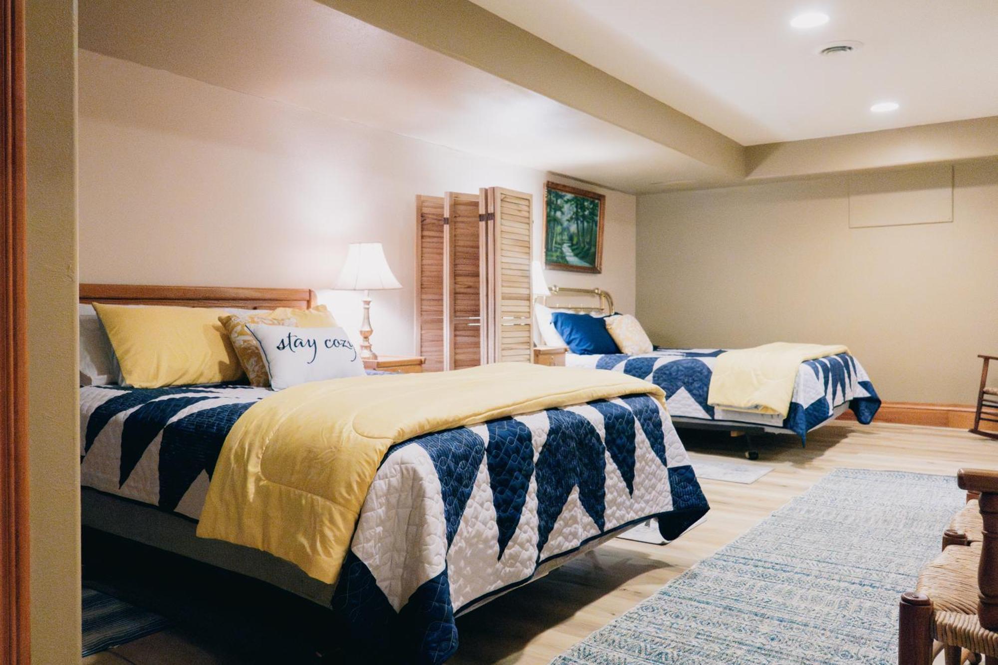 First Deadwood Cottages Extérieur photo