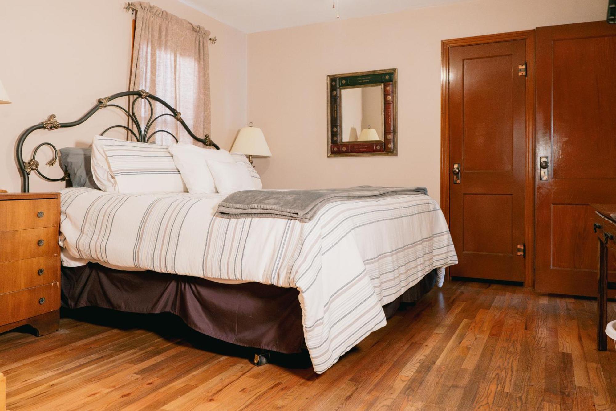 First Deadwood Cottages Extérieur photo